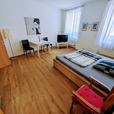 Im Zentrum Von Apartment *
