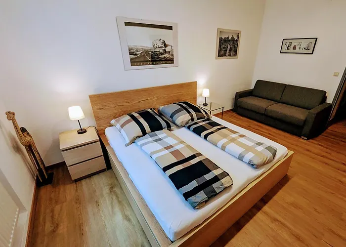 Im Zentrum Von Апартаменты